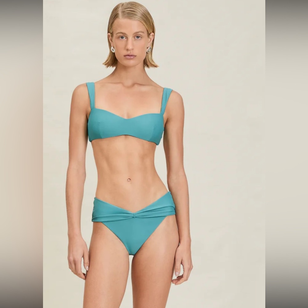 Devon Windsor Asha & Amari Bikini set